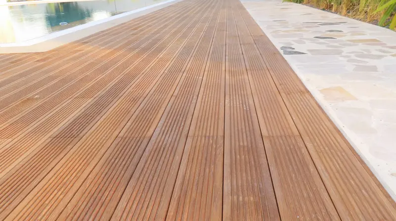 pool decking abu dhabi